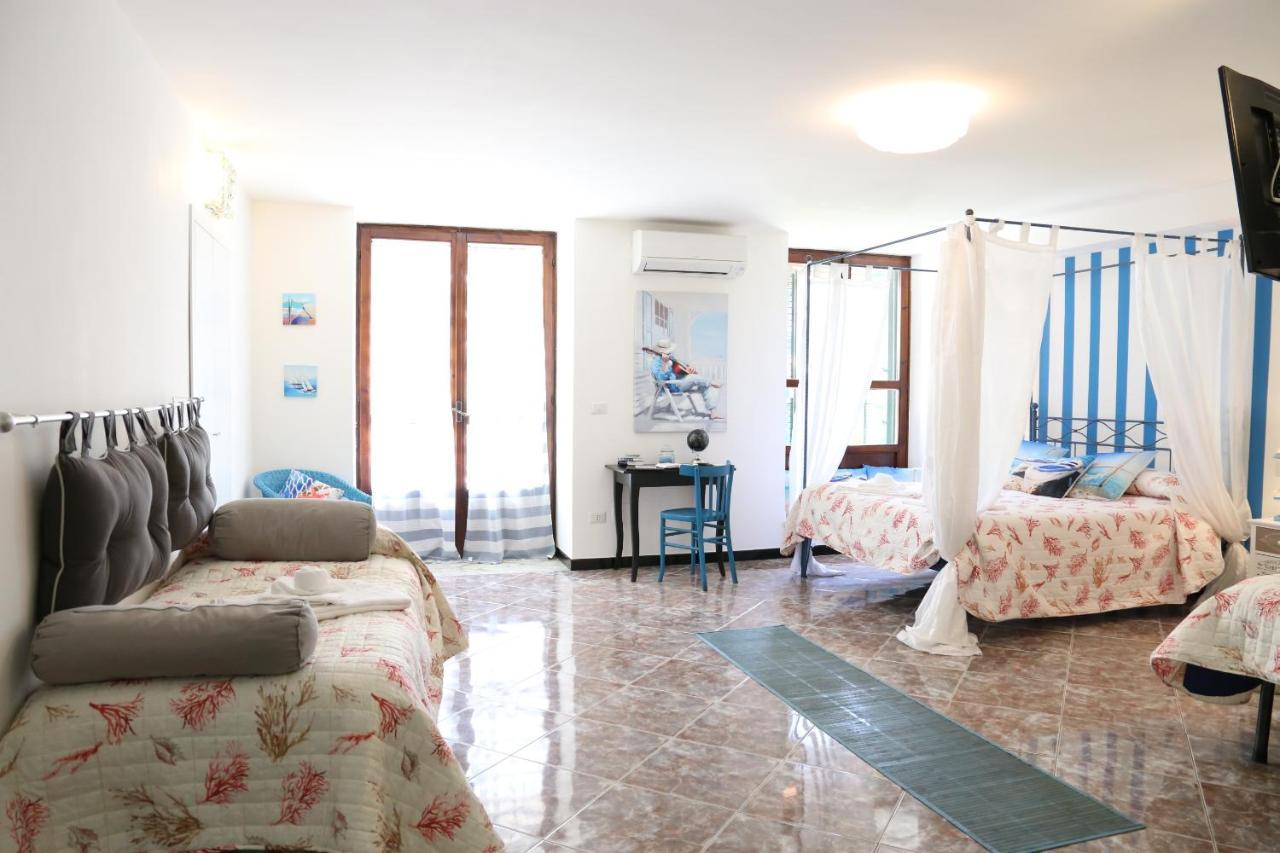 Albergo Del Centro Storico Салерно Экстерьер фото