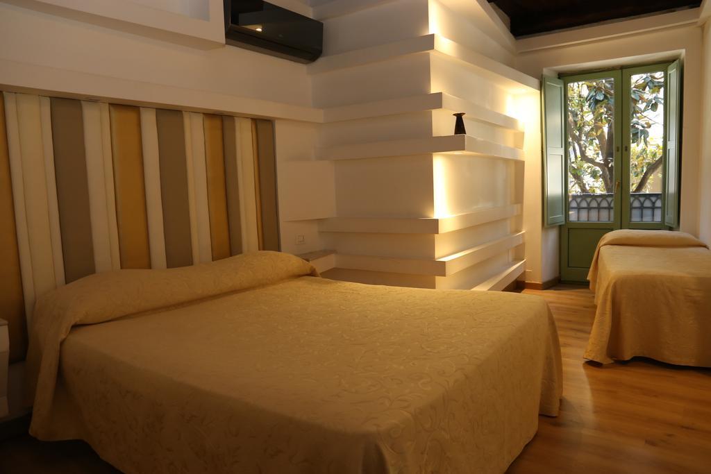Albergo Del Centro Storico Салерно Экстерьер фото