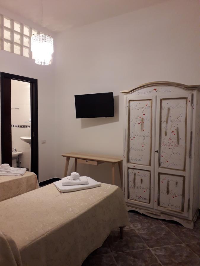 Albergo Del Centro Storico Салерно Экстерьер фото